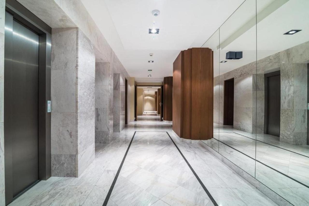 Modern Apartment With Pool Near Golden Terraces Варшава Екстер'єр фото
